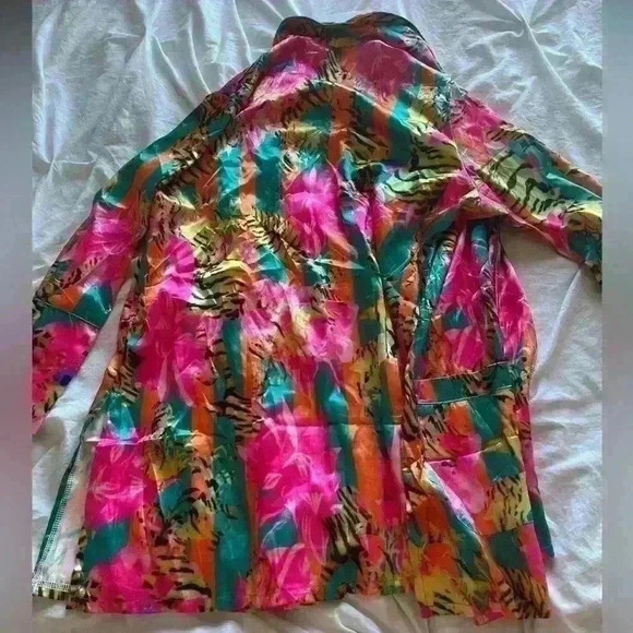 Silk Kimono Pajama Blouse Beach Coverup NEW Satin Animal Print Ibiza NWT - Picture 7 of 9